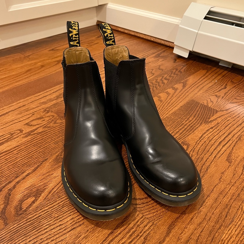 Doc Martens Chelsea Boots